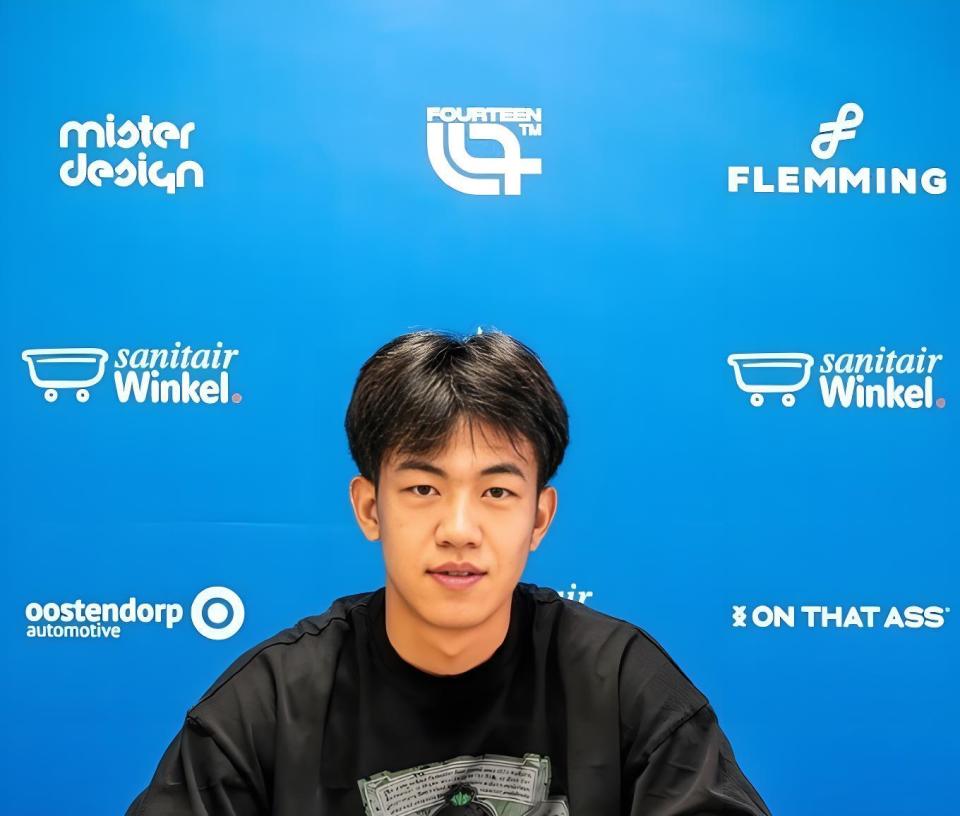 ULuMN, OBfki, 豪表示 ULuMN, OBfki, 豪表示